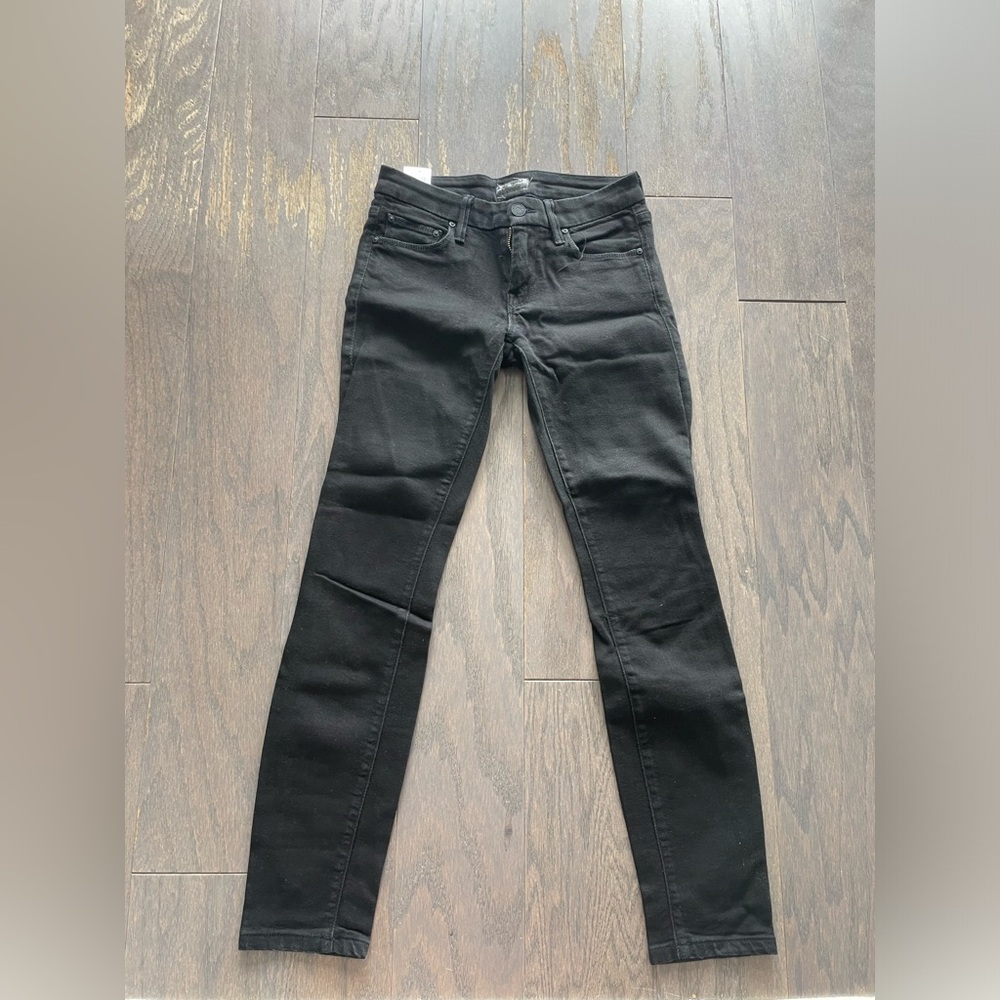 Black MOTHER jeans. Size 24